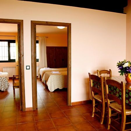 Las Casas De Agapito Poyales Del Hoyo Exteriér fotografie