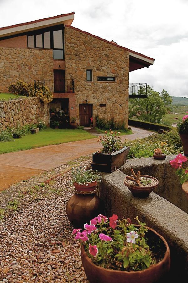 Las Casas De Agapito Poyales Del Hoyo Exteriér fotografie