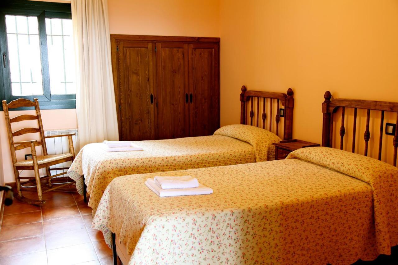 Las Casas De Agapito Poyales Del Hoyo Exteriér fotografie